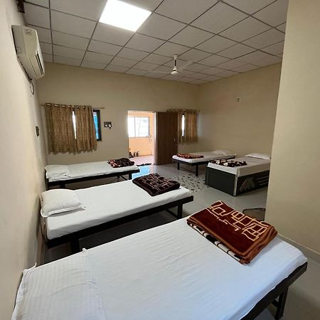 Gauri Villa Dwārka Bagian luar foto