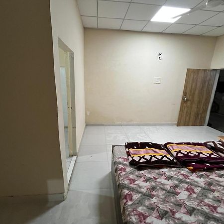 Gauri Villa Dwārka Bagian luar foto